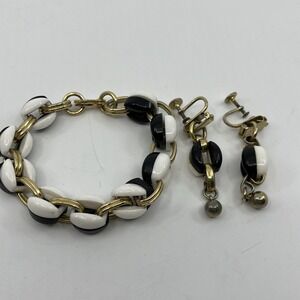 Vtg Gold Tone Black White Dangle Screw‎ Back Clip On Earrings Bracelet Ying Yang